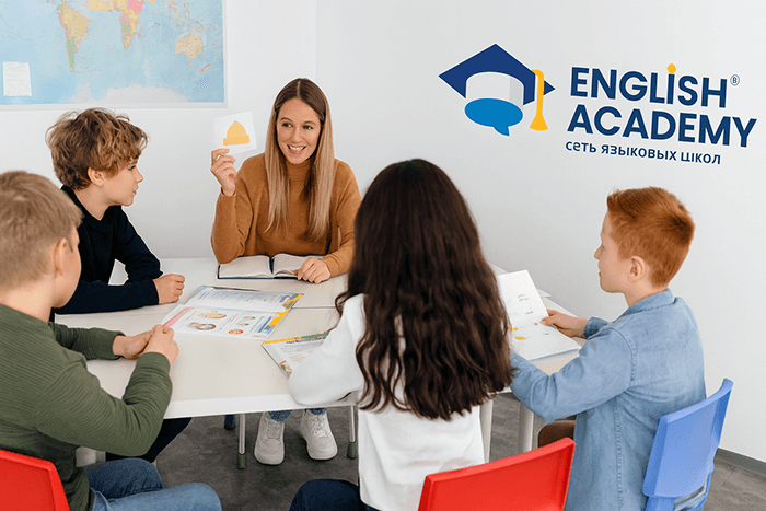 Занятие английским для детей 7-12 лет